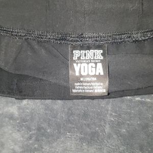 2 Pink yoga leggings never worn size medium